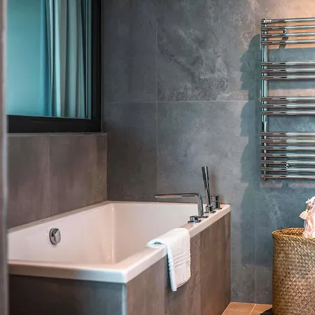 Novotel Porte Versailles 4* Parigi