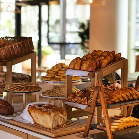 Novotel Porte Versailles 4* Parigi