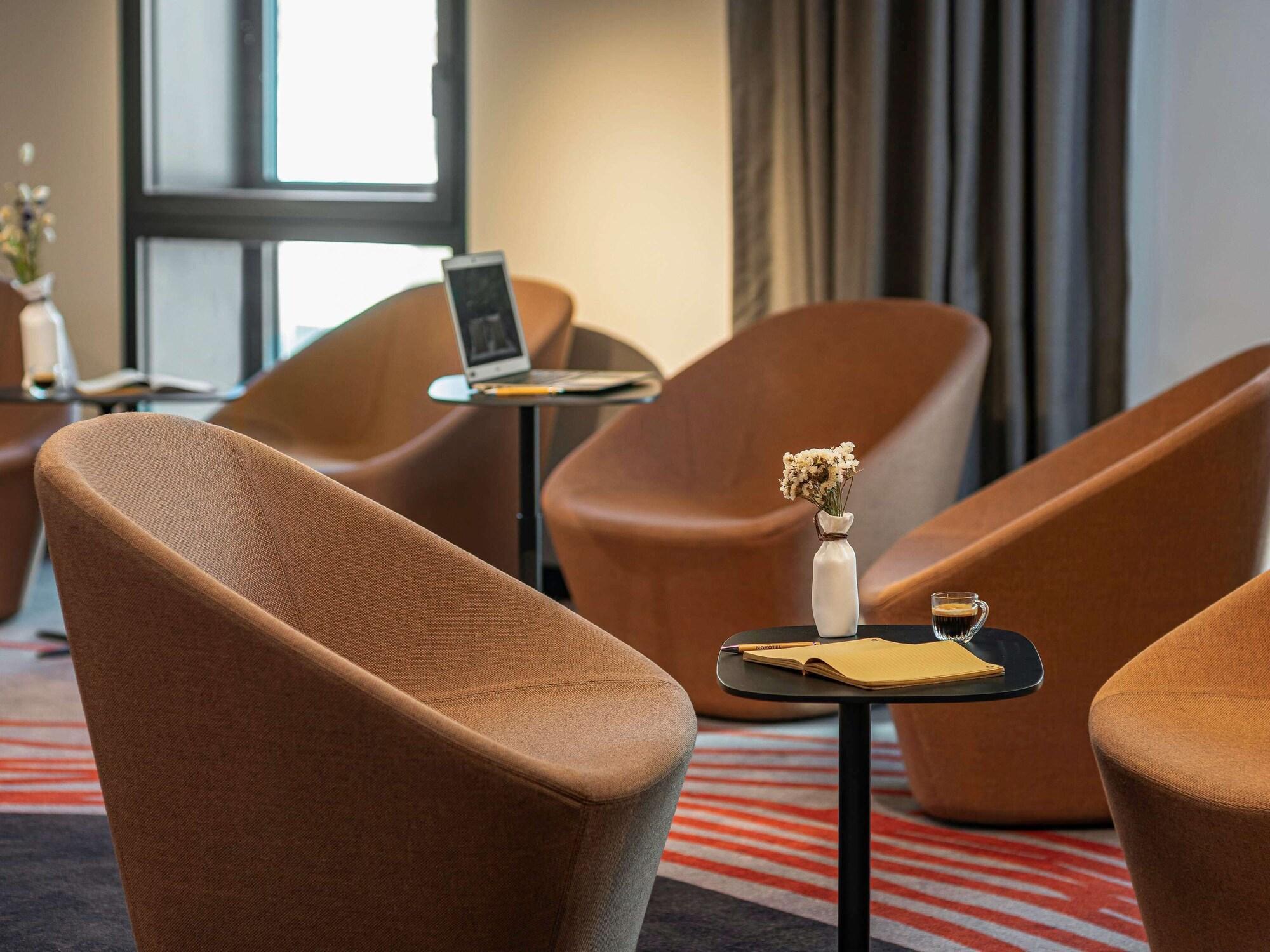 Novotel Porte Versailles Hotel 4*