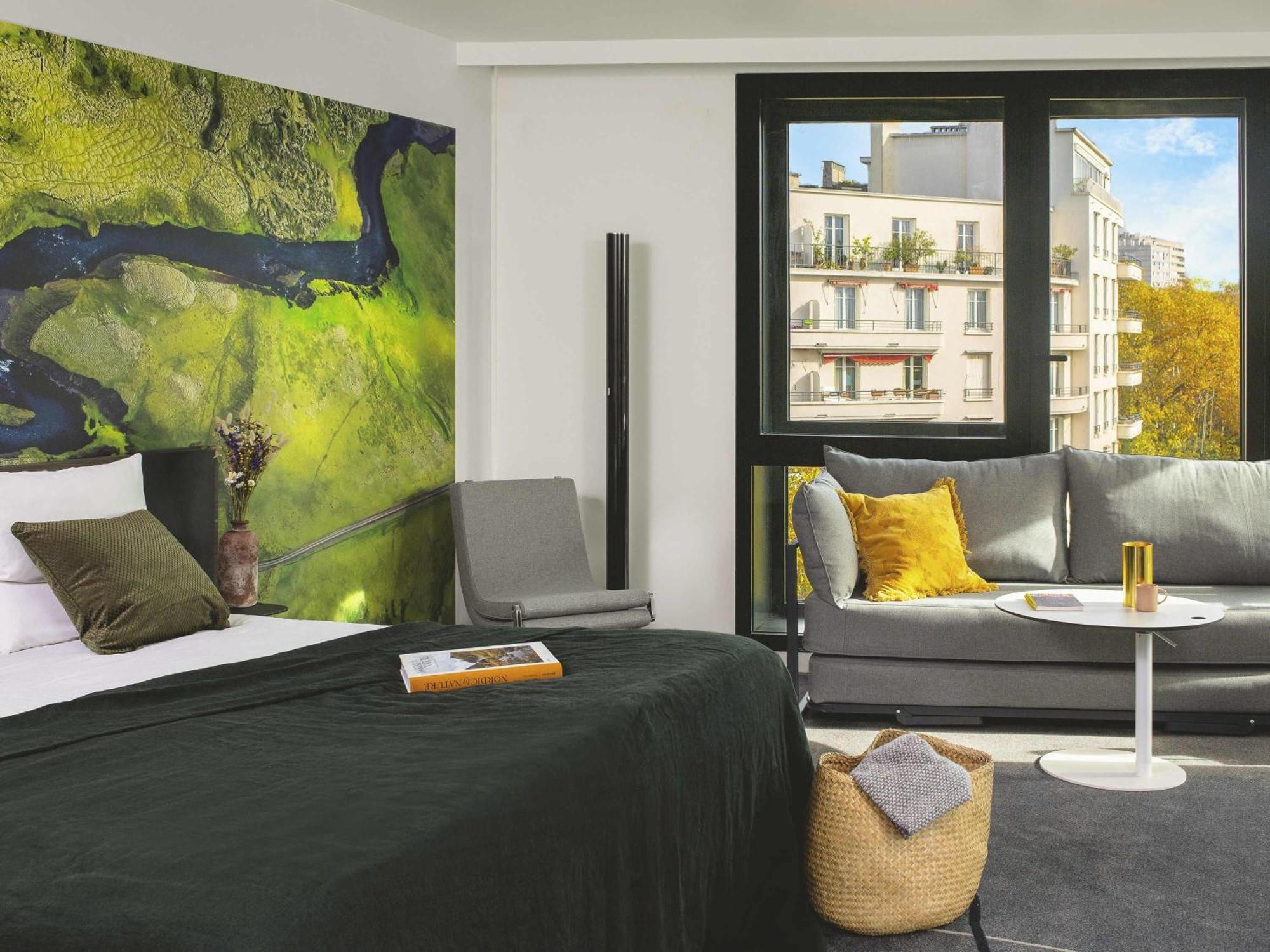 Novotel Porte Versailles 4*