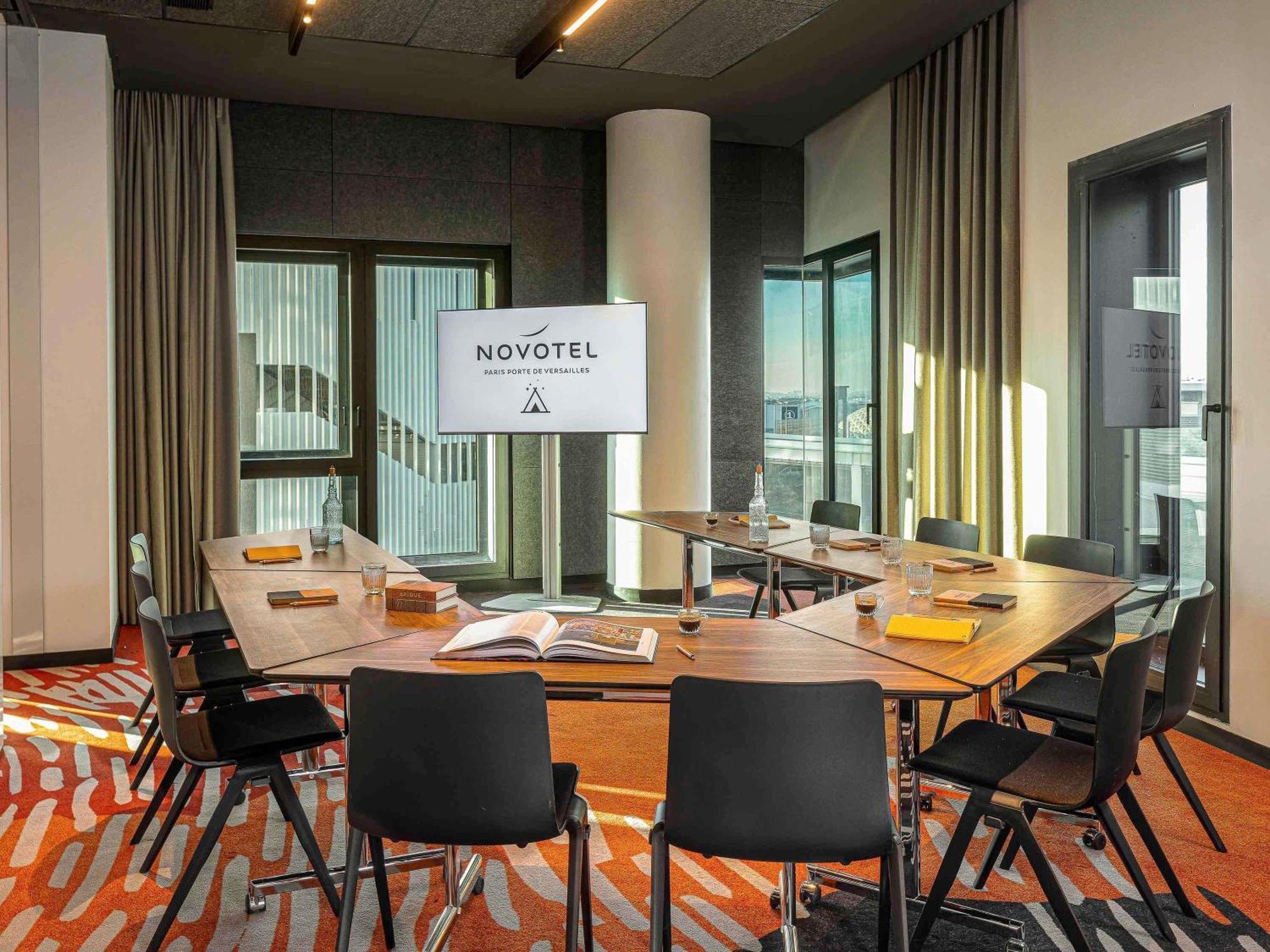 Novotel Porte Versailles Hotel