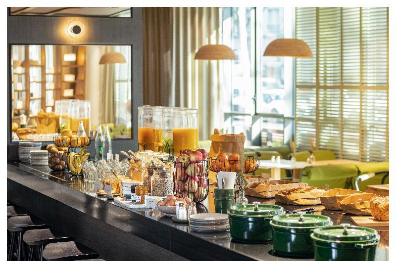 Hotel Novotel Porte Versailles